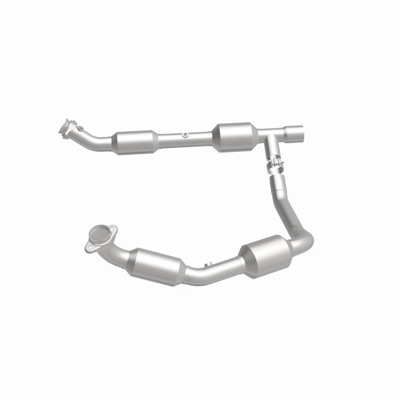 MagnaFlow Direct Fit Catalytic Converter 05-06 Ford E-350 Super Duty 5.4L - 5481439