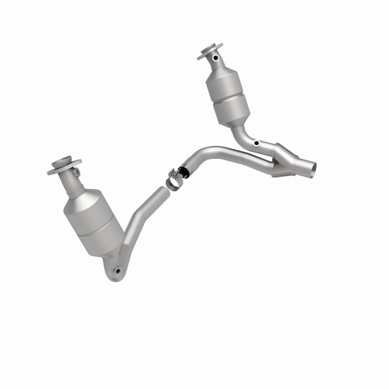 MagnaFlow Direct Fit Catalytic Converter 04 Dakota 3.7/4.7 4WD OEM - 49658