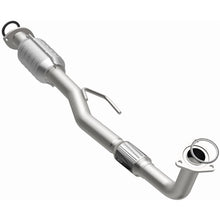 Load image into Gallery viewer, MagnaFlow Direct Fit Catalytic Converter 97-01 Toyota Camry 2.2L - 457015