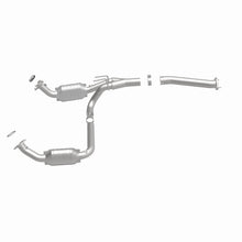 Load image into Gallery viewer, MagnaFlow Direct Fit Catalytic Converter Chevy Express 4.3L/5.4L - 51092