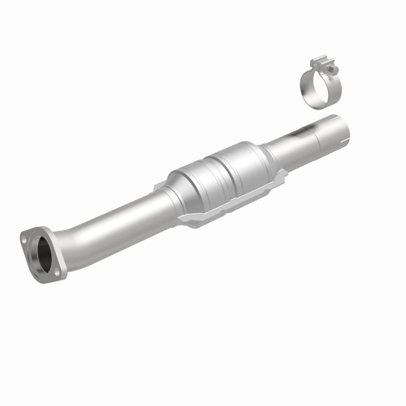 MagnaFlow Direct Fit Catalytic Converter 2010-2012 VENZA 2.7L Underbody - 52108
