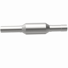 Load image into Gallery viewer, MagnaFlow Direct Fit Catalytic Converter Grand Cherokee-Wrangler 93- - 23221