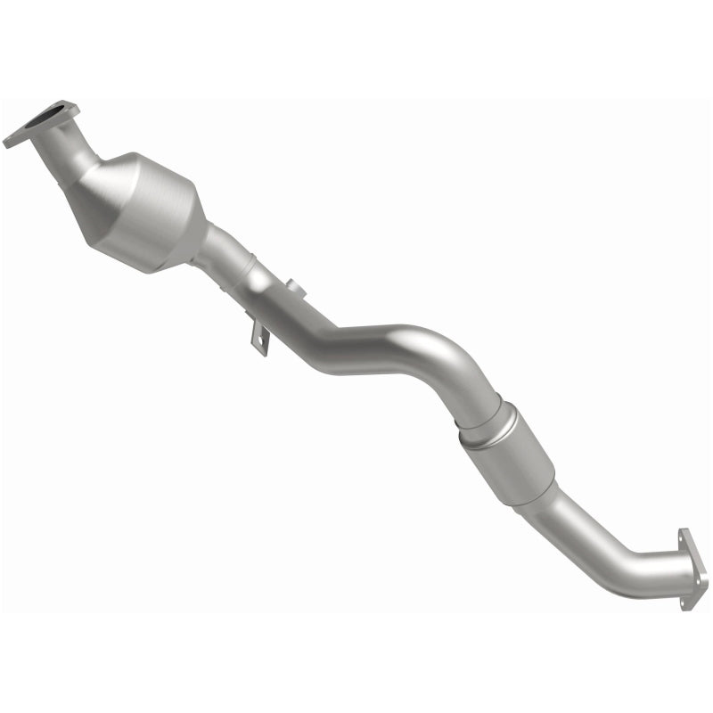 MagnaFlow Direct Fit Catalytic Converter 07 VW Touareg 3.6L Front close - 51943