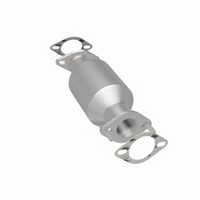 Load image into Gallery viewer, MagnaFlow 11-12 Sedona 3.5L Underbody Direct Fit Converter - 52874