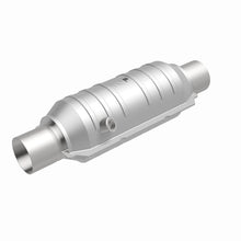 Load image into Gallery viewer, MagnaFlow Universal Catalytic Converter 2.50 HM Angled O2 - 99326HM