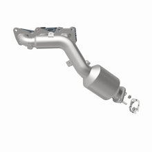 Load image into Gallery viewer, MagnaFlow OEM Grade Federal / EPA Compliant Manif Catalytic Converter 09-11 Hyundai Genesis V6 3.8L - 52778