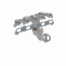 Load image into Gallery viewer, MagnaFlow Direct Fit Catalytic Converter 04-06 Chevy Colorado 3.5L - 50664