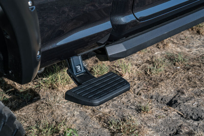 AMP Research 2019 Ram 2500 BedStep2 - Black - 75417-01A