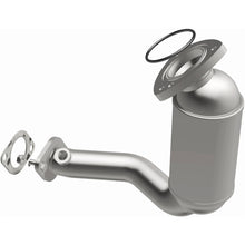 Load image into Gallery viewer, MagnaFlow 2008 EQUINOX 3.6L Underbody Direct Fit Converter - 52097