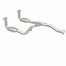 Load image into Gallery viewer, MagnaFlow Direct Fit Catalytic Converter 07 Jeep Liberty 3.7L OEM - 49186