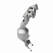 Load image into Gallery viewer, MagnaFlow Direct Fit Catalytic Converter 08-09 Toyota Highlander 3.3L - 51540