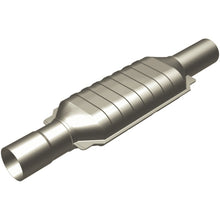 Load image into Gallery viewer, MagnaFlow Direct Fit Catalytic Converter 90-93 Chevrolet C1500 7.4L V8 - 3391473