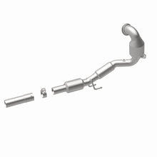 Load image into Gallery viewer, MagnaFlow Direct Fit Catalytic Converter 15-17 Volkswagen Golf / GTI - 21-581