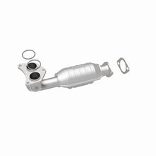 Load image into Gallery viewer, MagnaFlow Direct Fit Catalytic Converter Villager-Quest 94-98 3.0L/ - 23320
