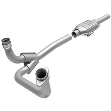 Load image into Gallery viewer, MagnaFlow Conv DF 88-95 Ford Trucks 5.8L V8 - 93312