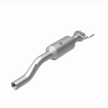 Load image into Gallery viewer, MagnaFlow 20-22 Ford F-350 Super Duty V8 7.3L Rear Underbody Direct Fit Catalytic Converter - 280440