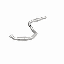 Load image into Gallery viewer, MagnaFlow 2006 Chevrolet Express 2500 4.8L Direct Fit Converter - 5582524