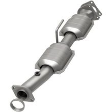 Load image into Gallery viewer, MagnaFlow Direct Fit Catalytic Converter Ranger/B3000/B4000 Pick-Up - 23385