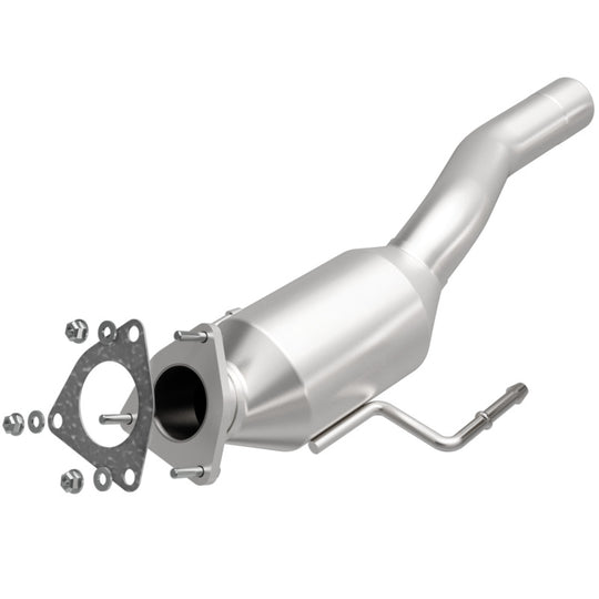 MagnaFlow Direct Fit Catalytic Converter 04-06 Porsche Cayenne 3.2L - 51979
