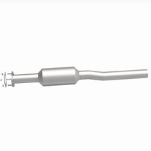 Load image into Gallery viewer, MagnaFlow 2009 Ford E-450 Super Duty V8 5.4L Underbody Direct-Fit Catalytic Converter - 280448
