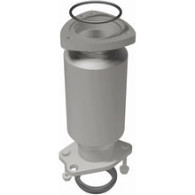 Load image into Gallery viewer, MagnaFlow Direct Fit Catalytic Converter 06-09 Pontiac Solstice 2.4L/07-09 Saturn Sky 2.4L - 24203