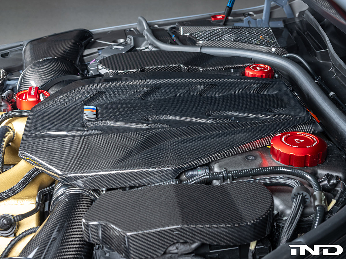 AutoTecknic Pre-Preg Carbon Engine Cover - BMW G90/ G99 M5