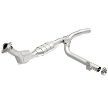 Load image into Gallery viewer, MagnaFlow Direct Fit Catalytic Converter 01 Ford F150 5.4L - 49009