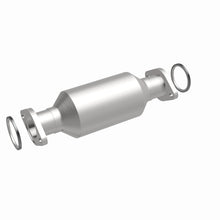 Load image into Gallery viewer, MagnaFlow 95-99 Toyota Tacoma / 1997 Geo Prizm Direct-fit Catalytic Converter - 4481882