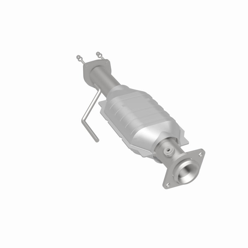 MagnaFlow Direct Fit Catalytic Converter 00-04 Jeep Wrangler Rear - 447211