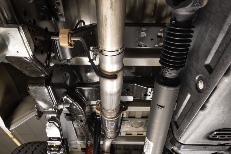 Flowmaster 17-24 F250/F350 GAS Direct Fit FlowFX Cat-Back Exhaust System - 718102