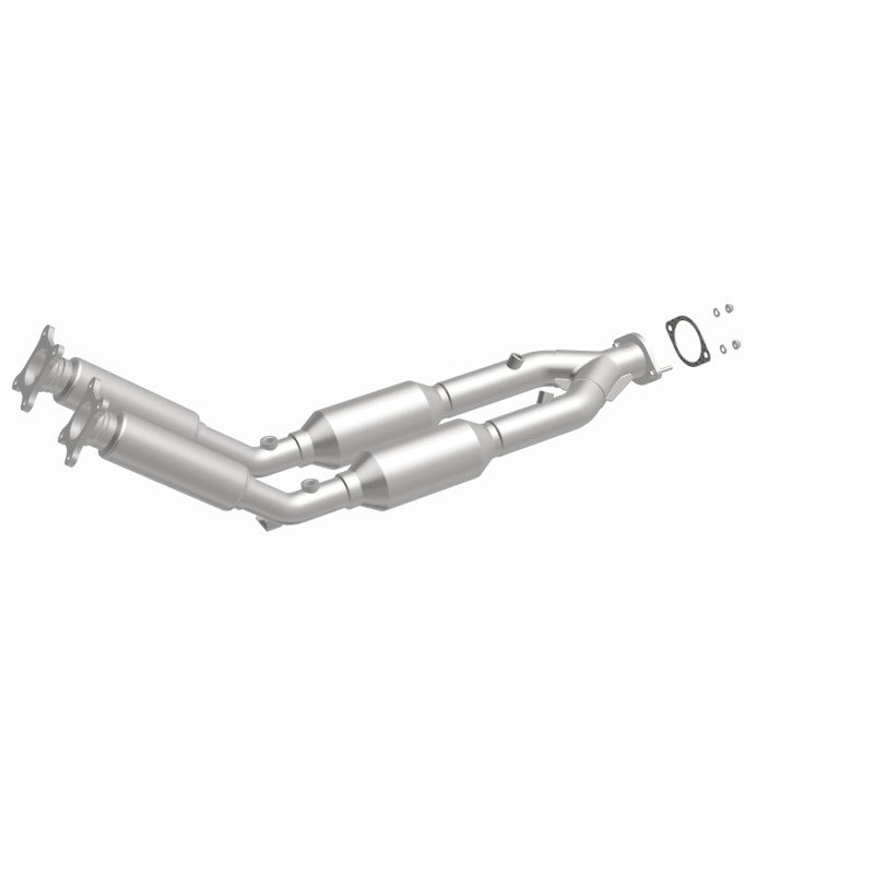 MagnaFlow Direct Fit Catalytic Converter 99-01 Volvo S80 2.8L - 24156