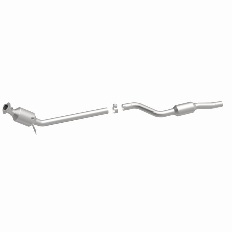 MagnaFlow 12-14 C350 V6 3.5 OEM Underbody Direct Fit Converter - 21-448