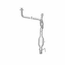 Load image into Gallery viewer, MagnaFlow 92-95 Ford E-150 5.0L Direct Fit Converter - 93423