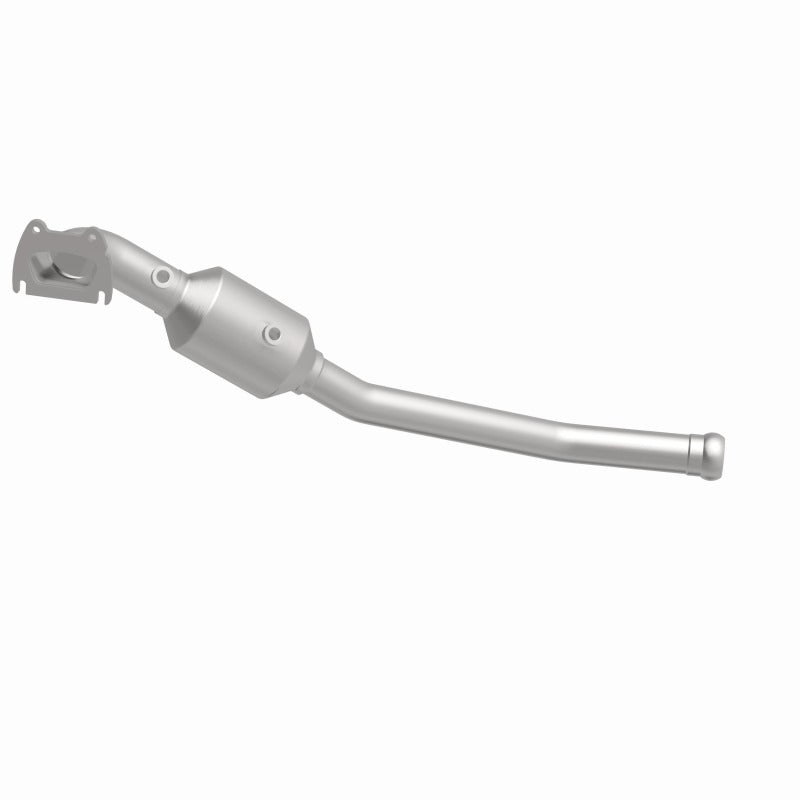 MagnaFlow Direct Fit Catalytic Conv 13-18 Dodge Durango 3.6L V6 / 13-18 Jeep Grand Cherokee 3.6L V6 - 21-251