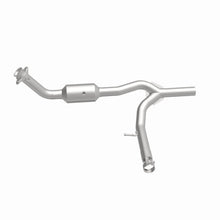 Load image into Gallery viewer, MagnaFlow 07-08 F-150 V8 4.6 OEM Underbody Direct Fit Converter - 21-834