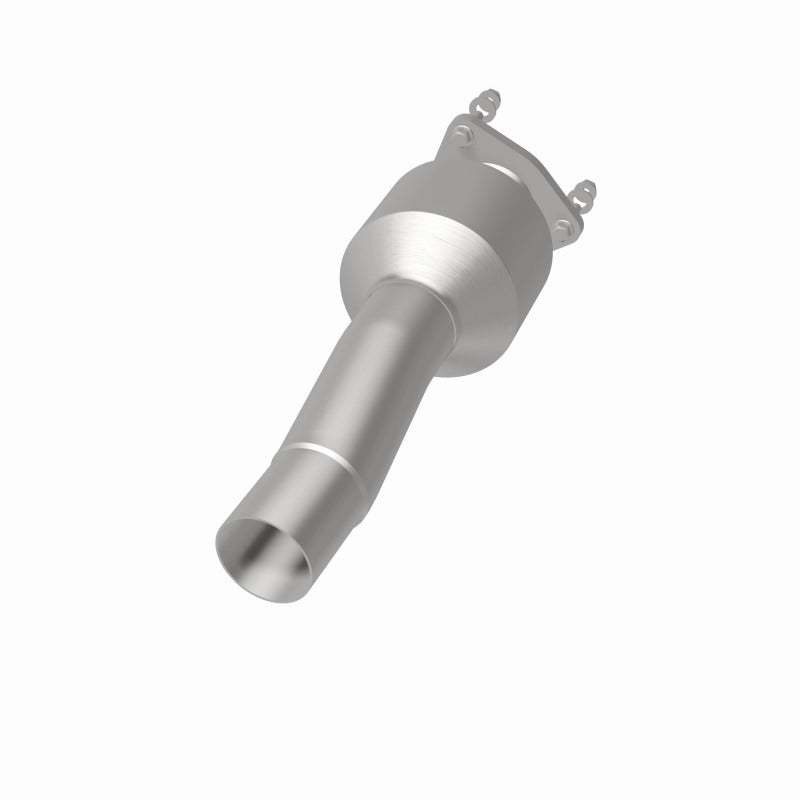 MagnaFlow 15-17 Discovery Sport L4 2 OEM Underbody Direct Fit Converter - 21-538