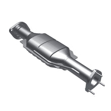 Load image into Gallery viewer, MagnaFlow Direct Fit Catalytic Converter 00-04 Jeep Wrangler 4.0L Rear/2.4L/2.5L - 23297