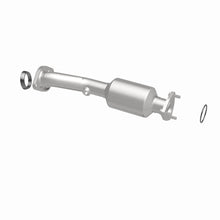 Load image into Gallery viewer, MagnaFlow 15-17 Honda Fit L4 1.5L OEM Grade Direct Fit Catalytic Converter - 21-491