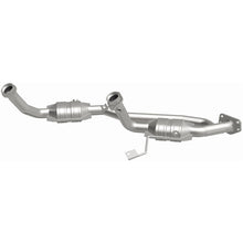 Load image into Gallery viewer, MagnaFlow Direct Fit Catalytic Converter 04 Ford Freestar 3.9L - 49079