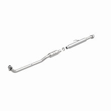 Load image into Gallery viewer, MagnaFlow Direct Fit Catalytic Converter 2012-2014 CAMRY 2.5L Underbody - 52095