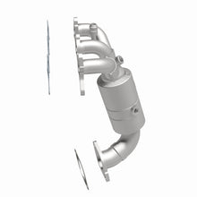 Load image into Gallery viewer, MagnaFlow DF Cat Conv 07-11 Chrysler Sebring 2.7L Rr Manifold/08-10 Dodge Avenger 2.7L Rear Manifold - 51861