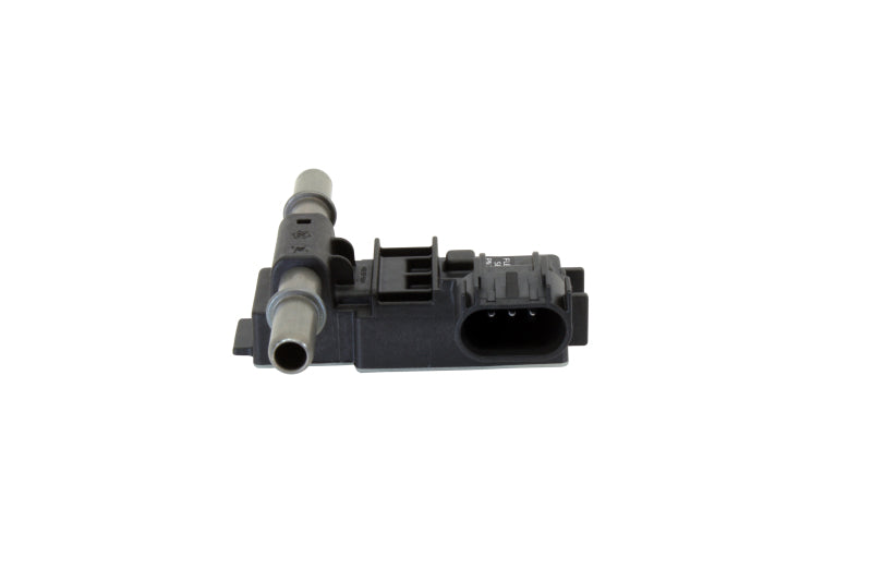 AEM Ethanol Content Flex Fuel Sensor w/ -6AN fittings Kit - 30-2201