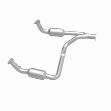 Load image into Gallery viewer, MagnaFlow 2000 Cadillac Escalade 5.7L Direct Fit Converter - 4451420