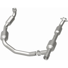 Load image into Gallery viewer, MagnaFlow 05-08 Ford E-350 Super Duty 5.4L Direct Fit Converter - 5582439