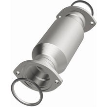 Load image into Gallery viewer, MagnaFlow 93-94 Land Cruiser 4.5 Undby Direct Fit Converter - 24455
