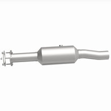 Load image into Gallery viewer, MagnaFlow 16-19 Ford E-450 Super Duty Base V10 6.8L Underbody Direct-Fit Catalytic Converter - 280446