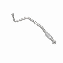Load image into Gallery viewer, MagnaFlow Direct Fit Catalytic Converter 97-00 GM Van 5.7L Lf - 23142