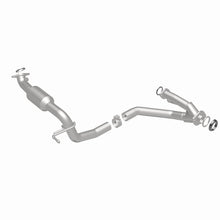 Load image into Gallery viewer, MagnaFlow Direct Fit Catalytic Converter 05-11 Toyota Tacoma 4.0L - 5491562