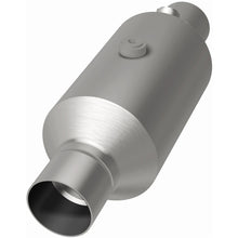 Load image into Gallery viewer, MagnaFlow 2.00 w/dual O2 5in. Spun Universal Converter - 79314