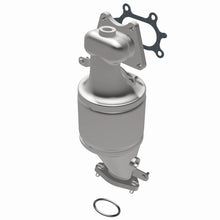 Load image into Gallery viewer, MagnaFlow Direct Fit Catalytic Converter 04-07 Saturn VUE 3.5L Front - 24740